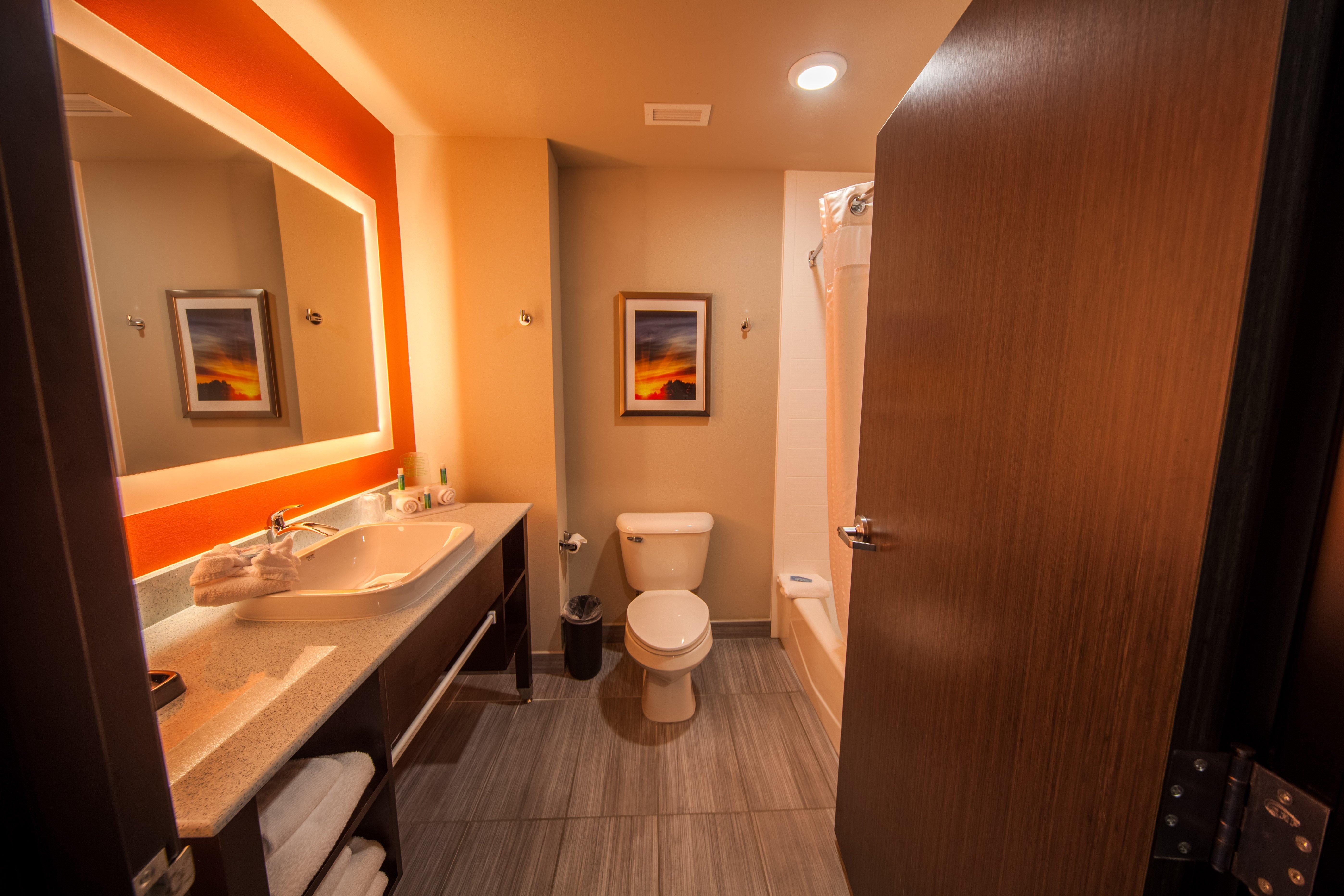 Holiday Inn Express & Suites Oklahoma City Southeast, An Ihg Hotel Экстерьер фото