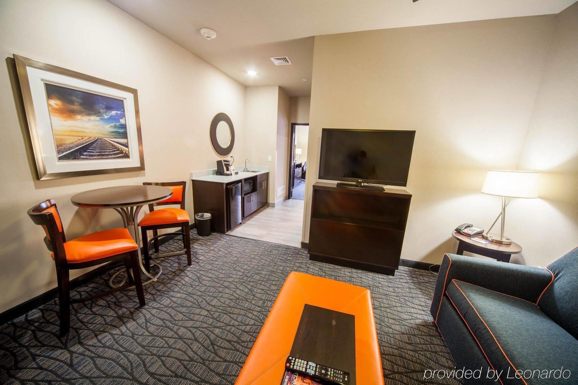 Holiday Inn Express & Suites Oklahoma City Southeast, An Ihg Hotel Экстерьер фото